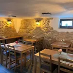 Penzion Loket Rum i privatbostad